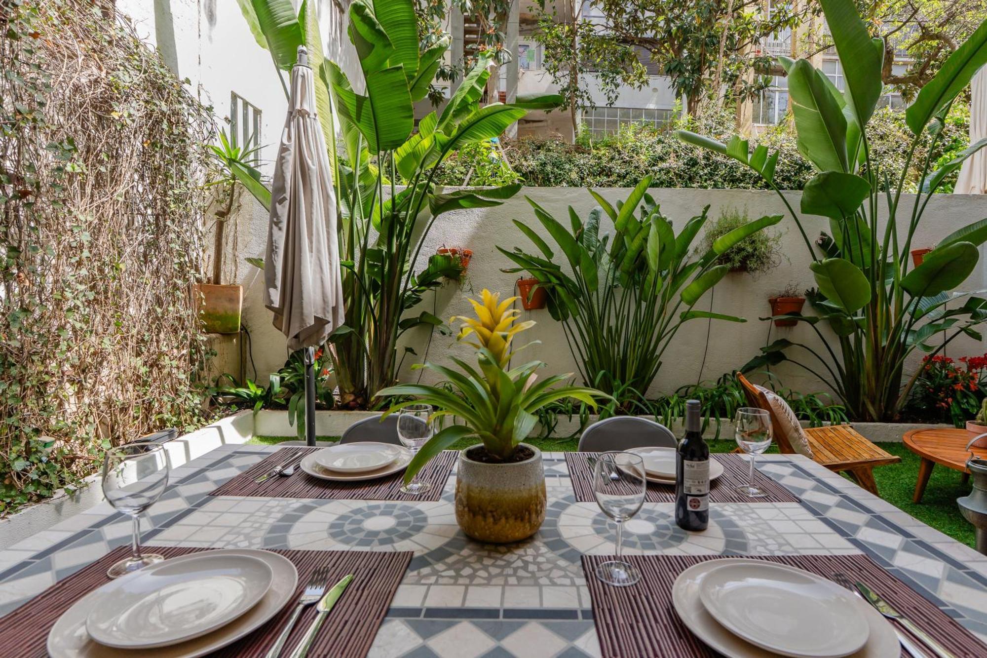 Lisbon Garden Retreat Apartment Bagian luar foto